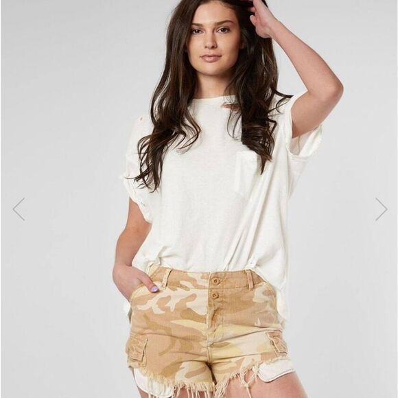 Free People commander cutoff camo shorts sz 4 - Picture 4 of 13